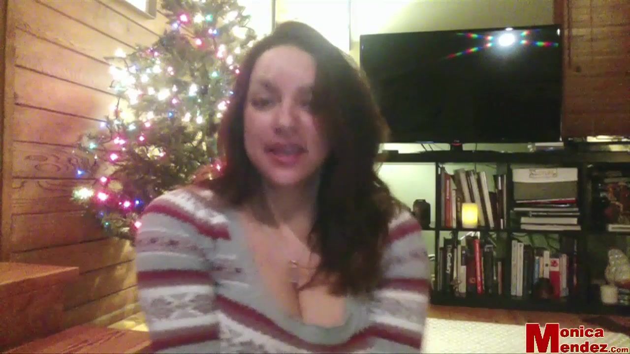 Curvy Monica Mendez - Christmas Sweater Webcam 1 Egypt