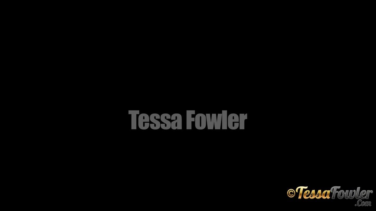 Mature Tessa Fowler - Gold Bikini Shower 1 Hot Women Fucking - 1