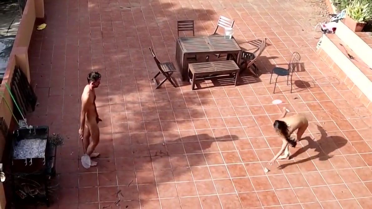 FreeInterracialTo... Couple Playing And Fucking In The Courtyard, Outside Teasing - 1