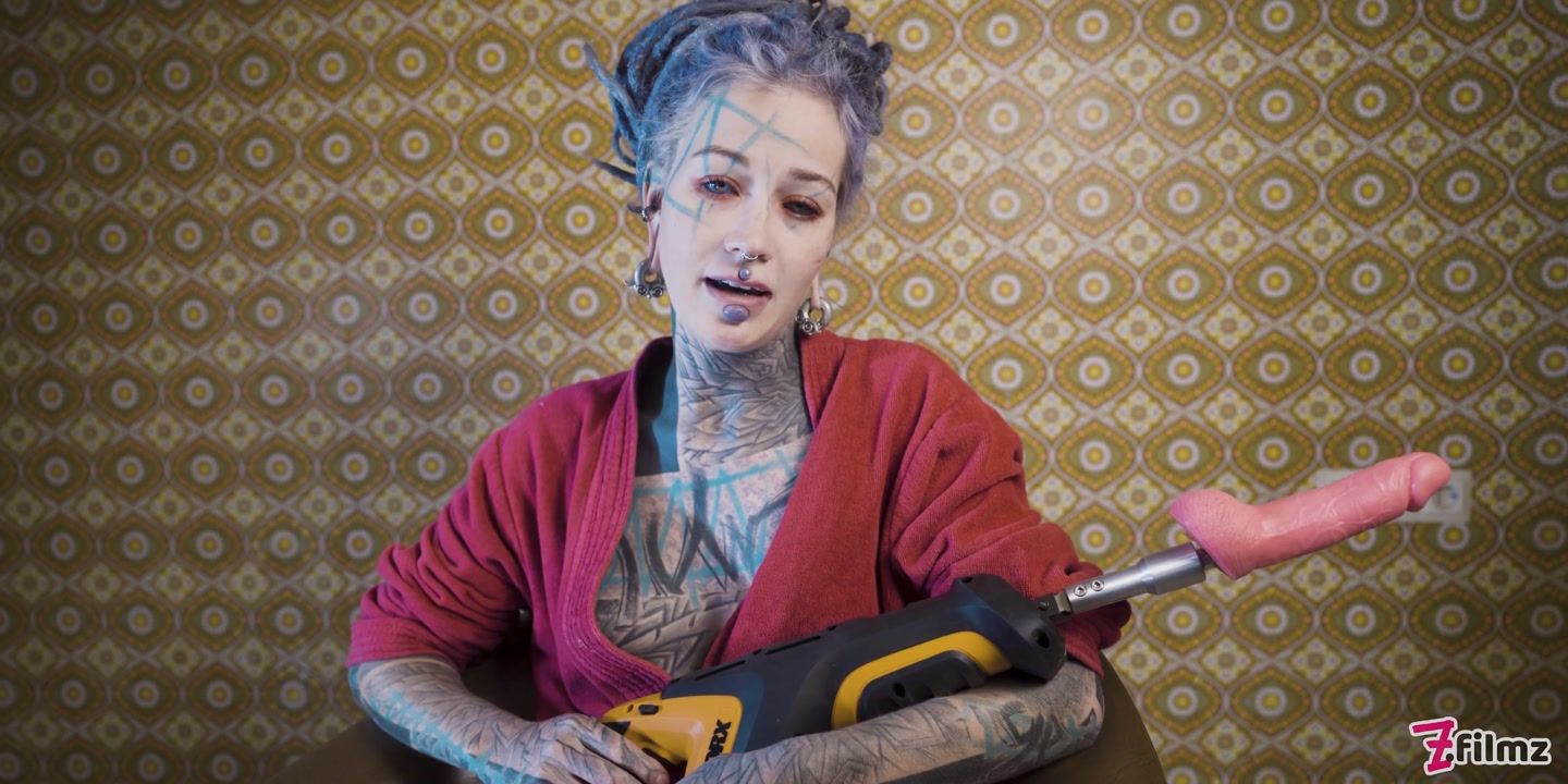 Emo Gay Tattooed Teen Testing Fuck Machine With Her Anal - Fuck Machine, Gapes SAFF
