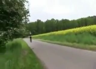 Insane Porn Duitse Amateur Babe Fucked Hard tijdens het joggen Tiny Titties