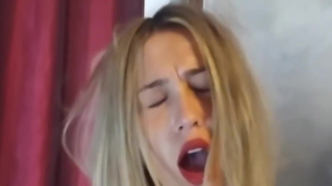 Coeds Erasmus Blonde Bitch Needs A Pussy Orgasm Licking By Her Older Tutor Verga