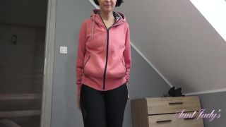 POVD 44yo Busty Amateur Milf Waniliannas Hairy Pussy Workout With Aunt Judys Jap