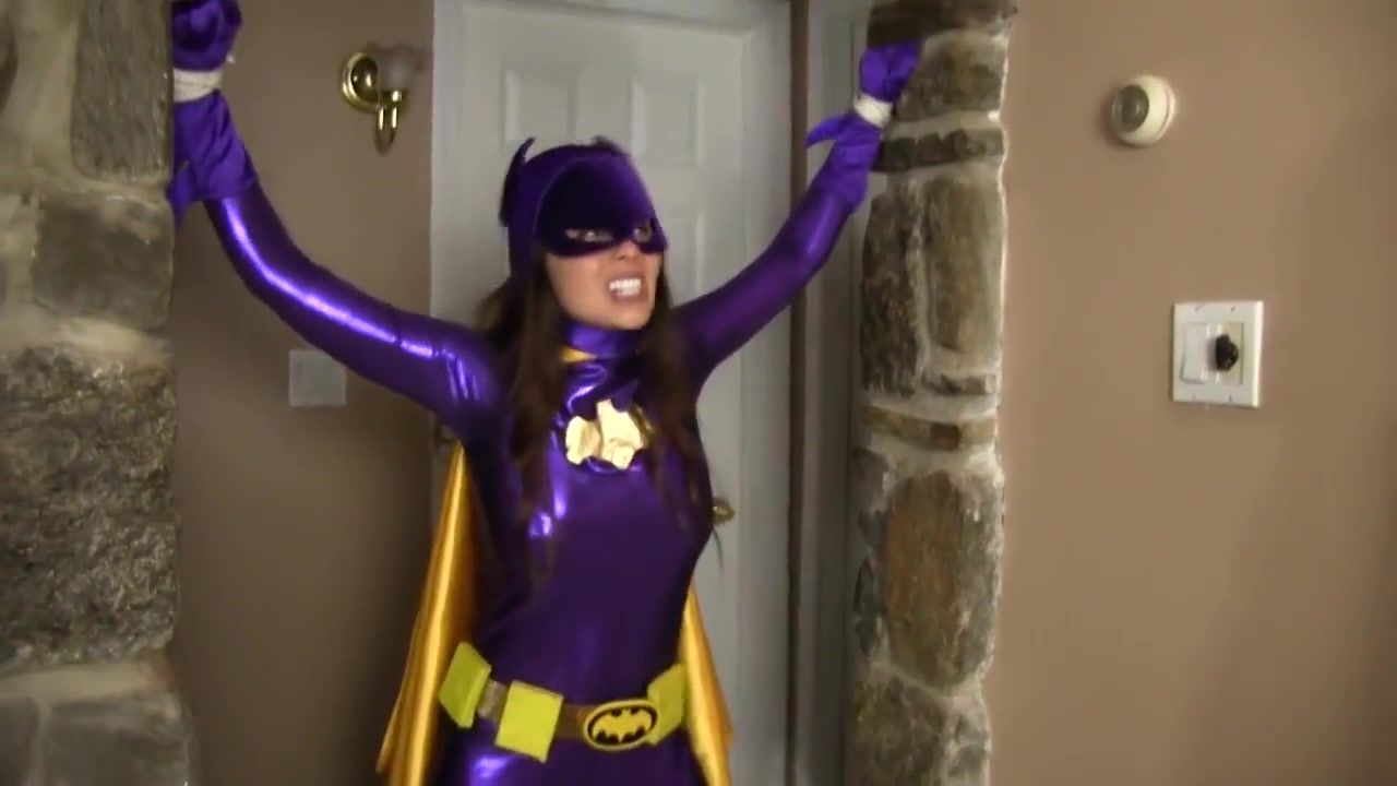 Les Batgirl Impregnation & Birth - Harley Quinn Tinytits