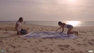Orgasm Meeting Talia Playa De Bolonia 2 - Sex Movies Featuring Katya-Clover Fux