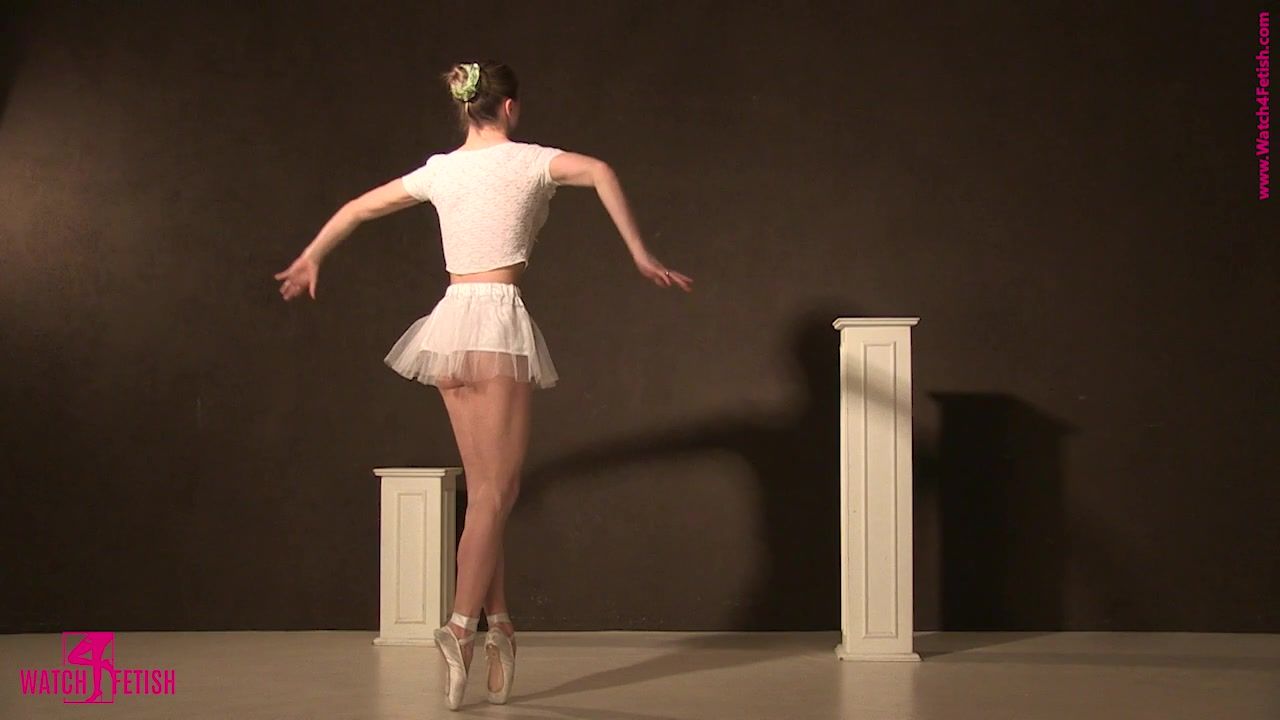 Squirters Ballerina Strip - Watch4Fetish Sixtynine