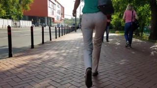 Mediumtits Slim woman s ass in white pants Sem Camisinha