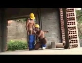 Barely 18 Porn Two brazilian workers and their outdoor fuck PervClips