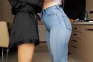 Man Sweet ass in jeans spank Chupada