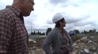 NewVentureTools Aged construction worker Japanese