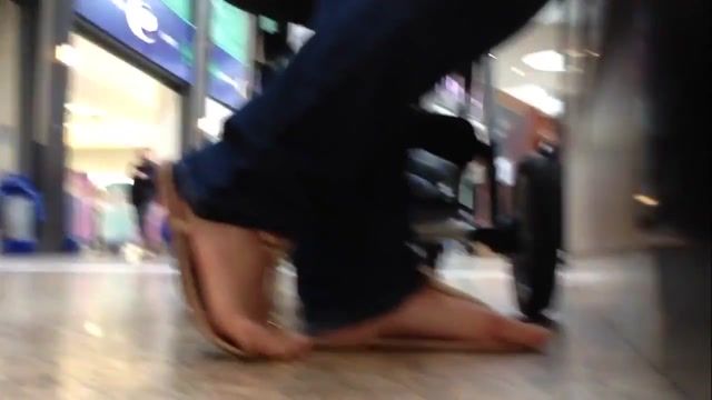 8teen Candid sandals with crush and faceshot Rubbing