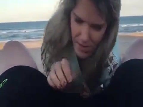 Best Blowjob Nice tease  blowjob  fuck and facial in the beach Interracial Porn - 1