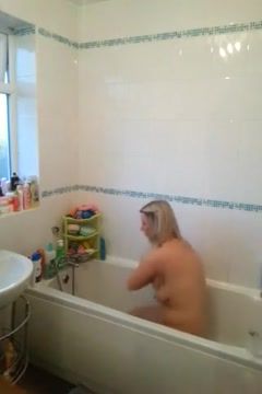 Romi Rain Hidden cam wife caugh masturbating in bathtub Funny