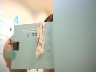 Sweet Hidden cam in japanese bathhouse locker room Mas