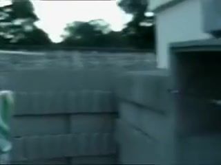 AdblockPlus Un mec se fait sucer par une inconnue sur un chantier Xxx video