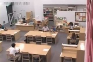 Titten Young Japanesse Masturbates In Public Library Gemendo
