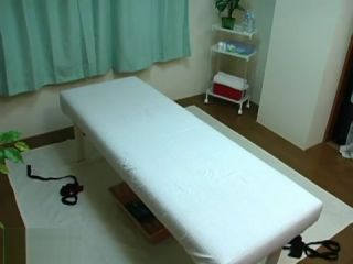 Bisexual Tickle, finger, and fuck Japanese girl Missionary Position Porn