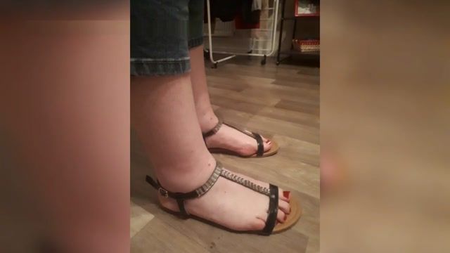 ForumoPhilia Jolis pieds de Lili 31 ans Nxgx - 1