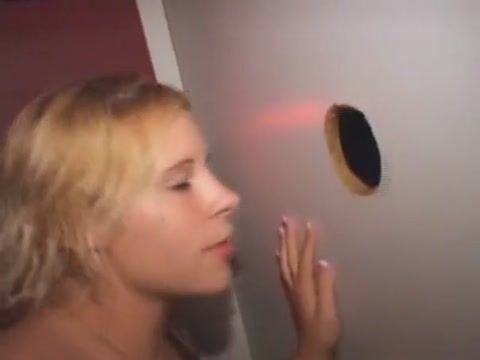 Blow Job Blonde Amateur Bimbo Down On Her Knees Sucking At Glory Hole Qwebec