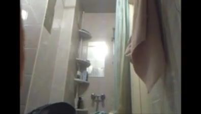 Tmz Unaware roommate Ewa caught hidden cam bathroom Big Japanese Tits