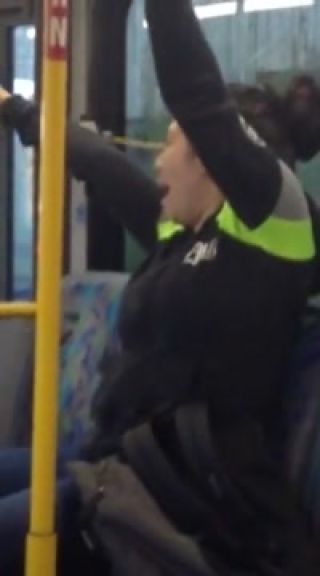 Gayhardcore Candid Voyeur of Woman Yawning & Stretching On Bus Cornudo