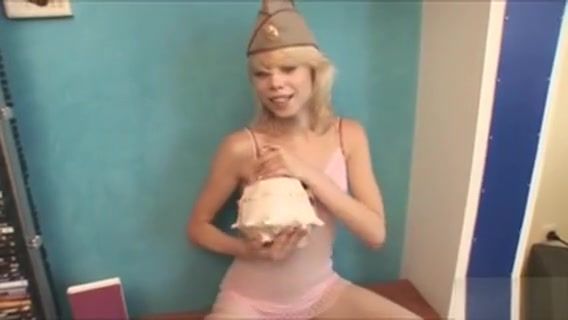 Webcamshow Tit Fuck In A Immodest Room PerezHilton