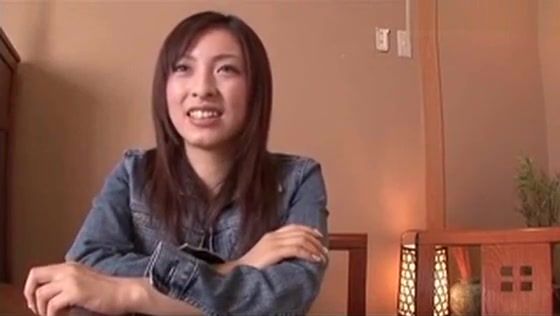 Freckles Try To Watch For Teens, Asian, Japanese Movie , It'S Amazing Penetration - 1