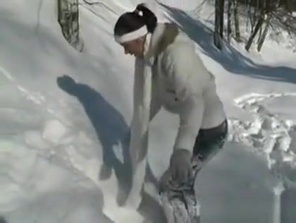 FloozyTube Beautiful Girl Masturbating During Winter CastingCouch-X