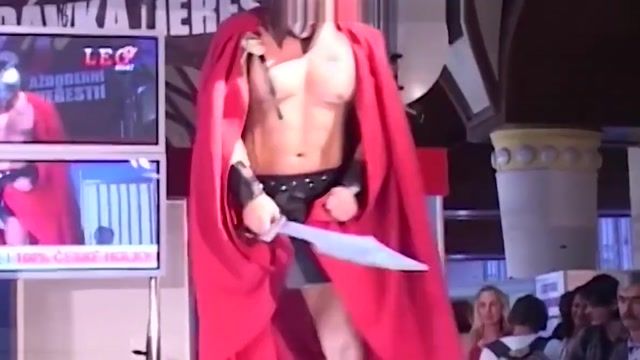 Stretching skinny babe banged on public s banged on public stage Hard Core Sex - 1