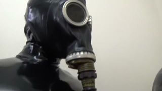 Justice Young Gasmask Latex Breathplay Couple TheyDidntKnow