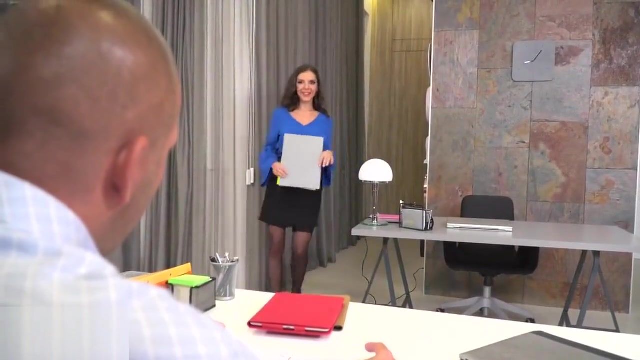 iDope Threesome In The European Office Best Blowjob