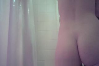 Infiel Tampon sniffer full shower scene. Wanker's special. Exhibitionist