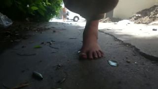 Transgender Homeless Lady Barefooted Dirty Feet Blow Job Contest