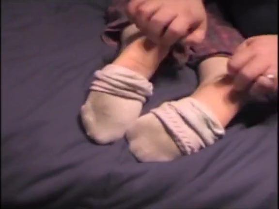 Dad Mystery Girl's Cute Feet Tickled Softcore