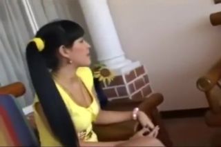 Orgy Latinas lesbianas comiendose el cono She