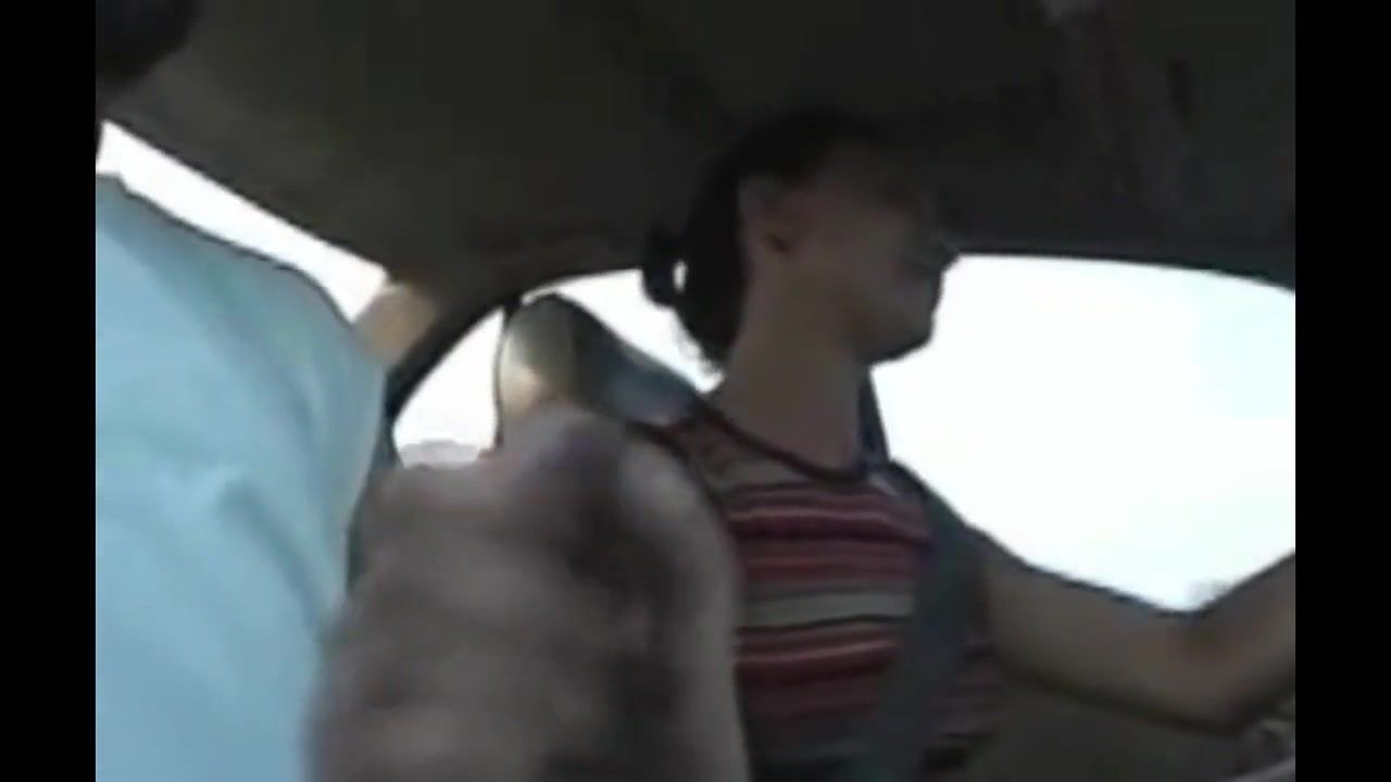 Girls Fucking Amateur Car Handjobs and Blowjobs while driving Mexican