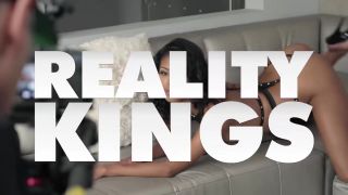 AbellaList Reality Kings - Monster Curves - Valentina Nappi Jessy Jones - Gardening Hoe Mexicana
