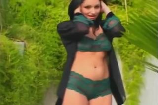 Assfucking Raven-haired Katrina Kraven Plugged Up The Butt Jeune Mec