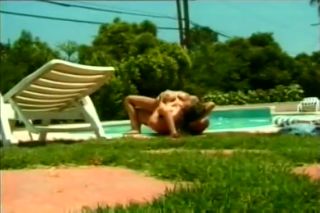 ManyVids Guy And Gal In The Pool Get Genitals In Mouths WorldSex