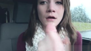 Girl Amateur Blowjob At The Park PornDT