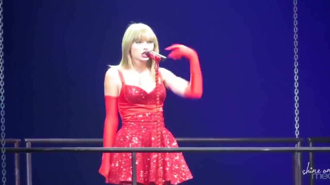 Hot Brunette Red Gloves No Porn 15-16-06 Taylor Swift - You Belong With Me Live One - 1