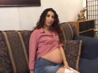 PerezHilton Pregnant Dulce 5 Arabe
