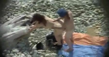 Bear Voyeur sex on beach Mexico