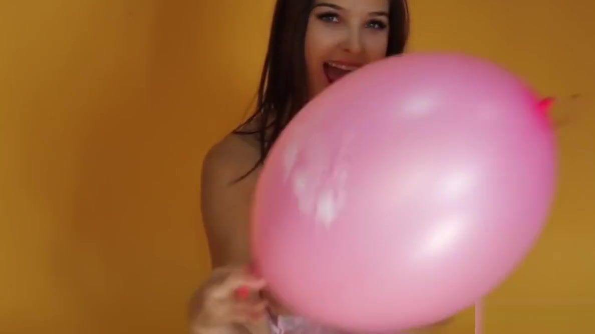 Desnuda Pink Balloon Cute - 1