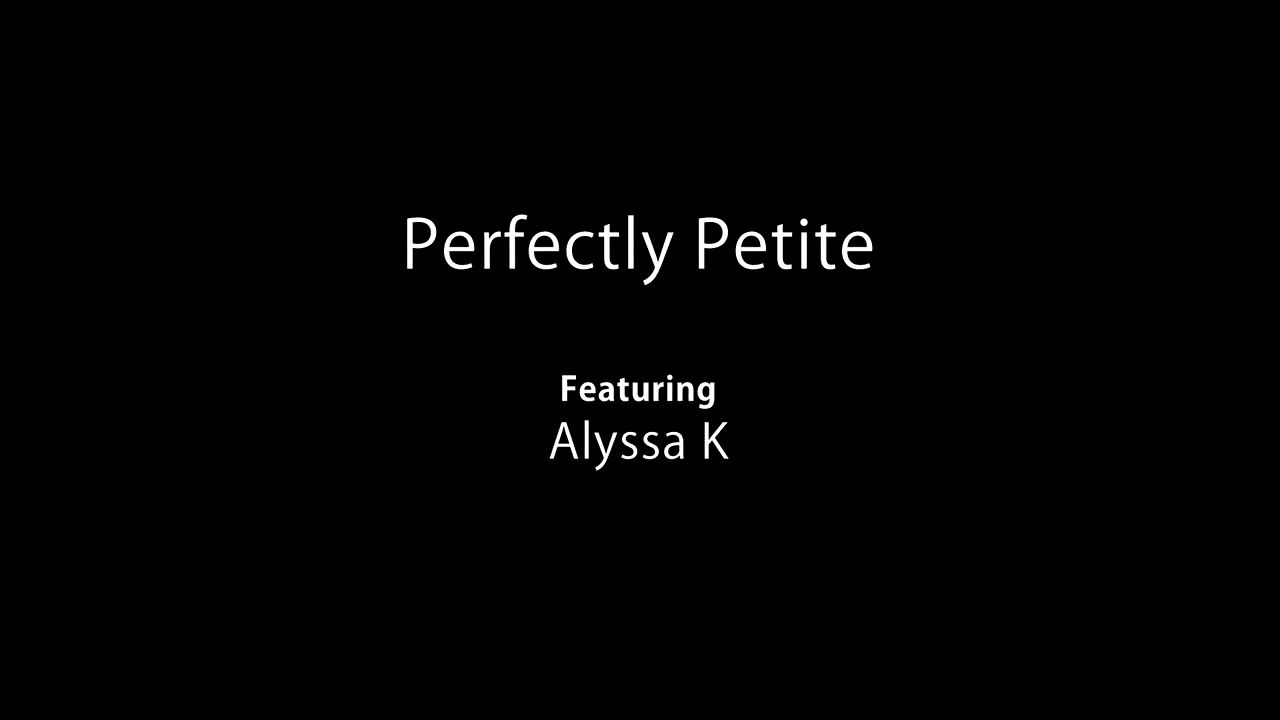Gay Kissing Alyssa K. - Perfectly Petite FreeAnalToons