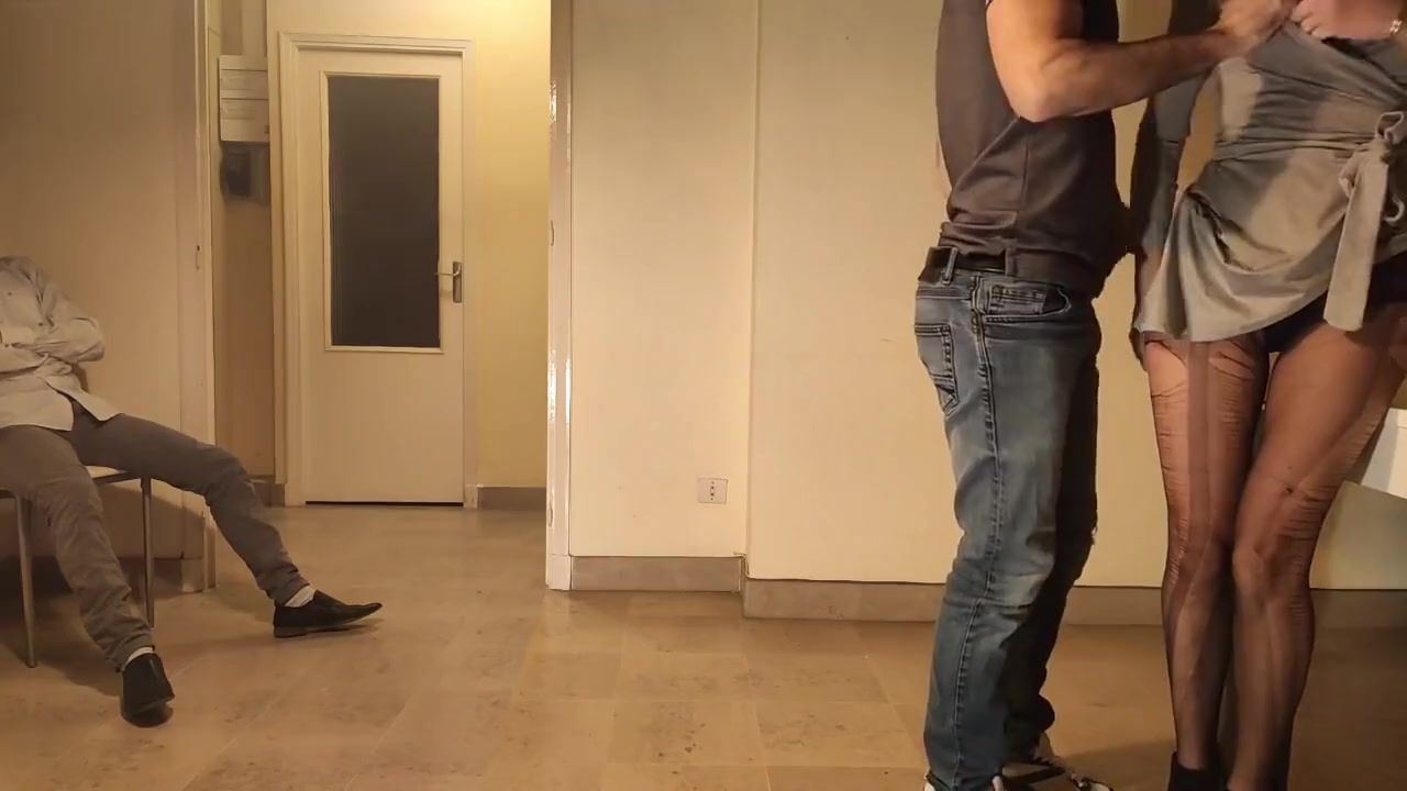 Gay Big Cock Cuckold Husband. I Asked My Co-worker To Fuck My Wife Cliti - 1