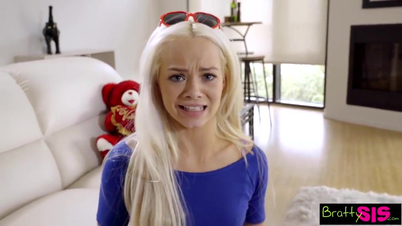 Tiny Van Wylde And Elsa Jean In Giving Your Sister The Best Valentines D She Can Imagine Ass - 1