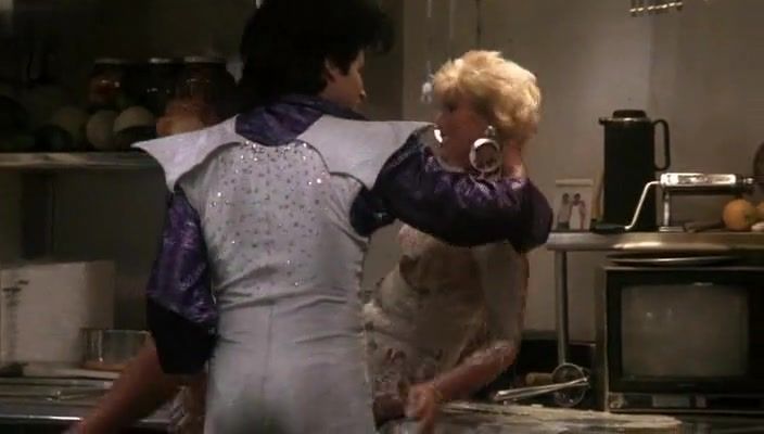 Clip Tanya Papanicolas,Various Actresses,Effie Bilbrey,Cynthia Baker in Blood Diner (1987) Ass To Mouth