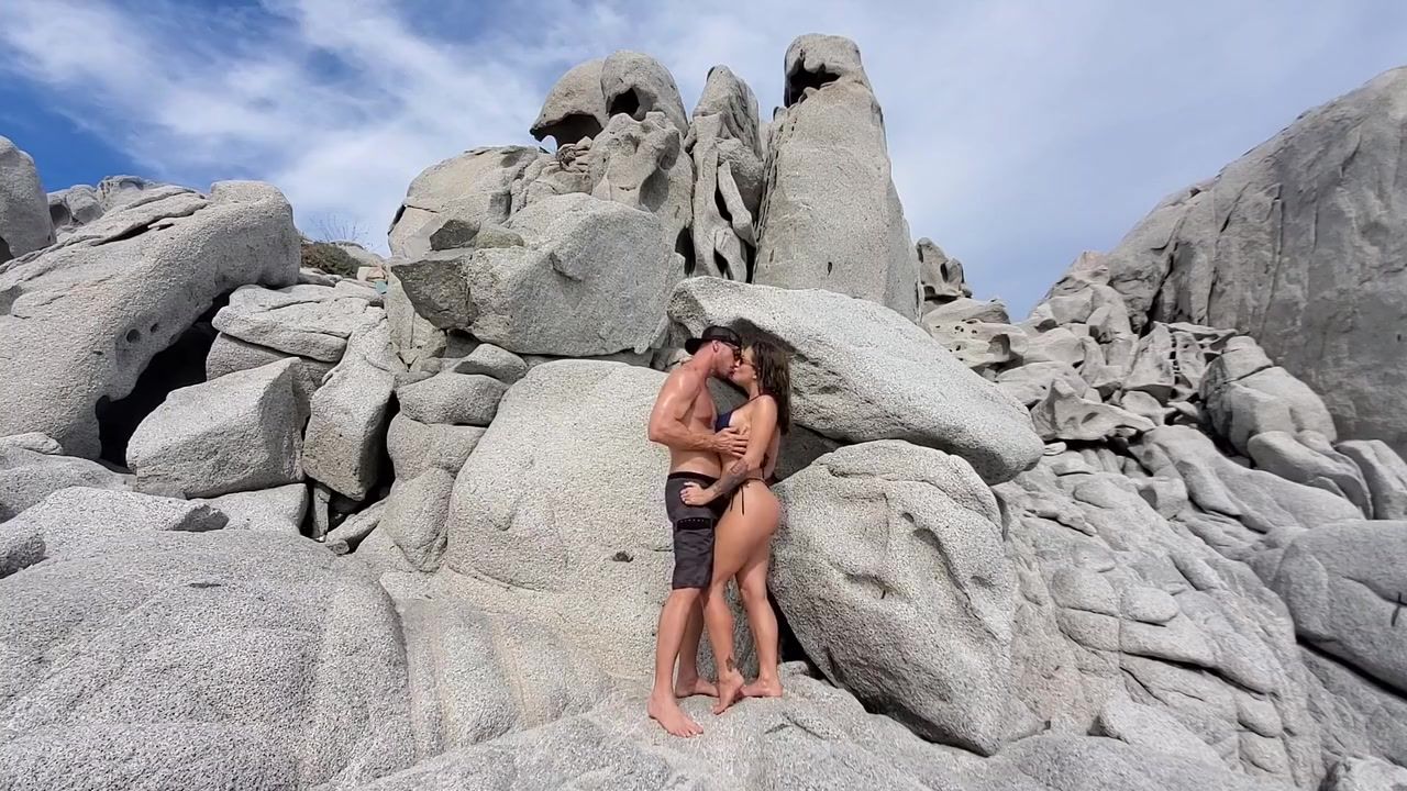 Gay Cumshot Johnny Sins And Kissa Sins - Epic Public Vacation Beach Sex JAVout - 1