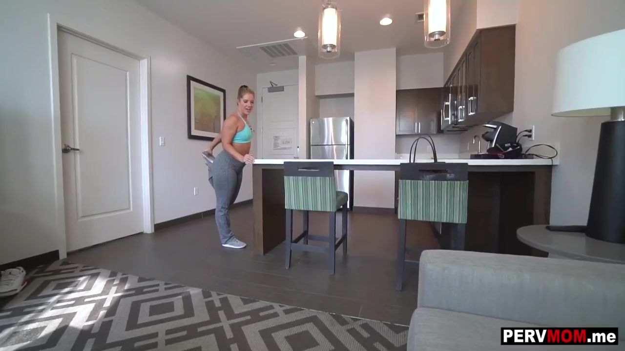 Free Blowjob My Big Ass Milf Stepmom Candice Dare Needed To Get Some Cardio In Gay Cut - 1